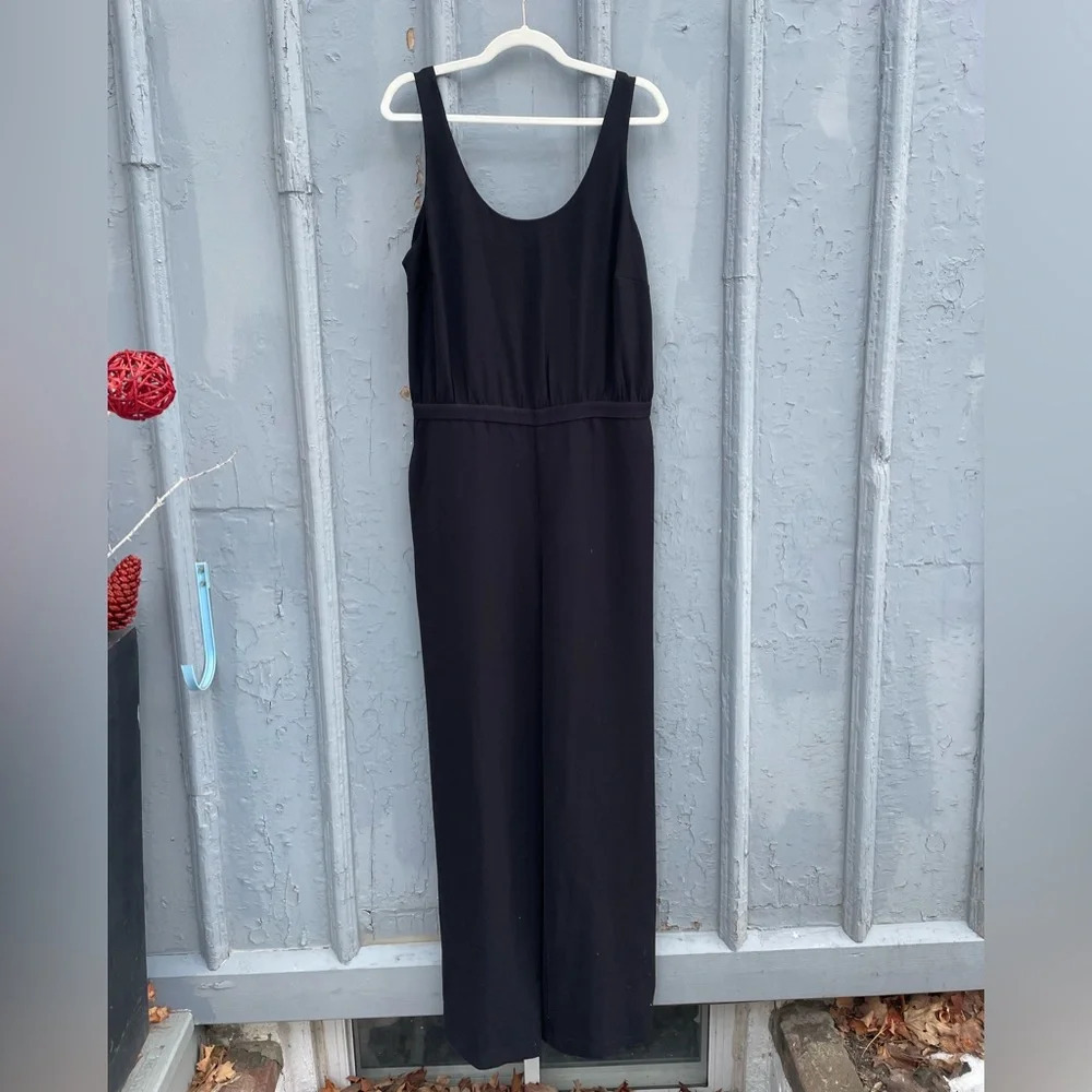 DKNY black sleeveless wide-leg  jumpsuit, BNWT, size large